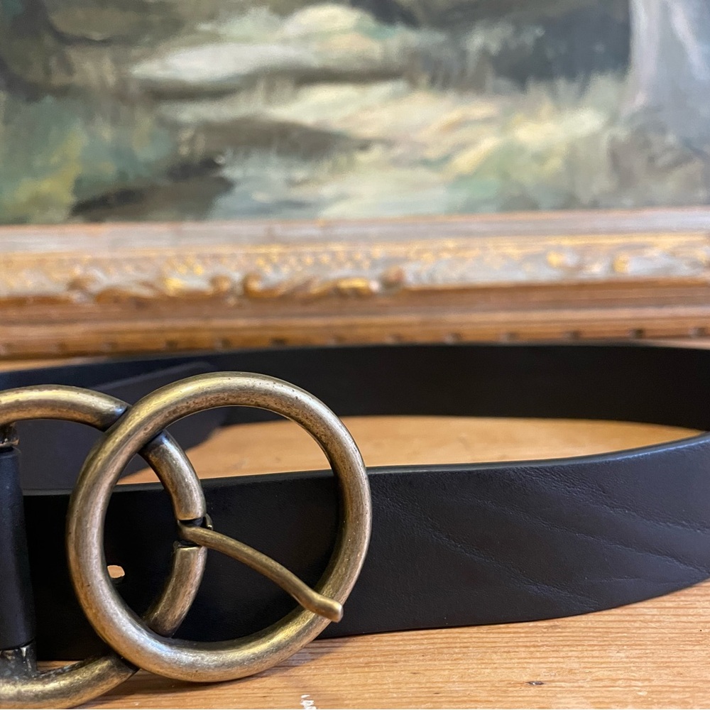 Sundance Black Brass Circle Italian Leather - Picture 11 of 11